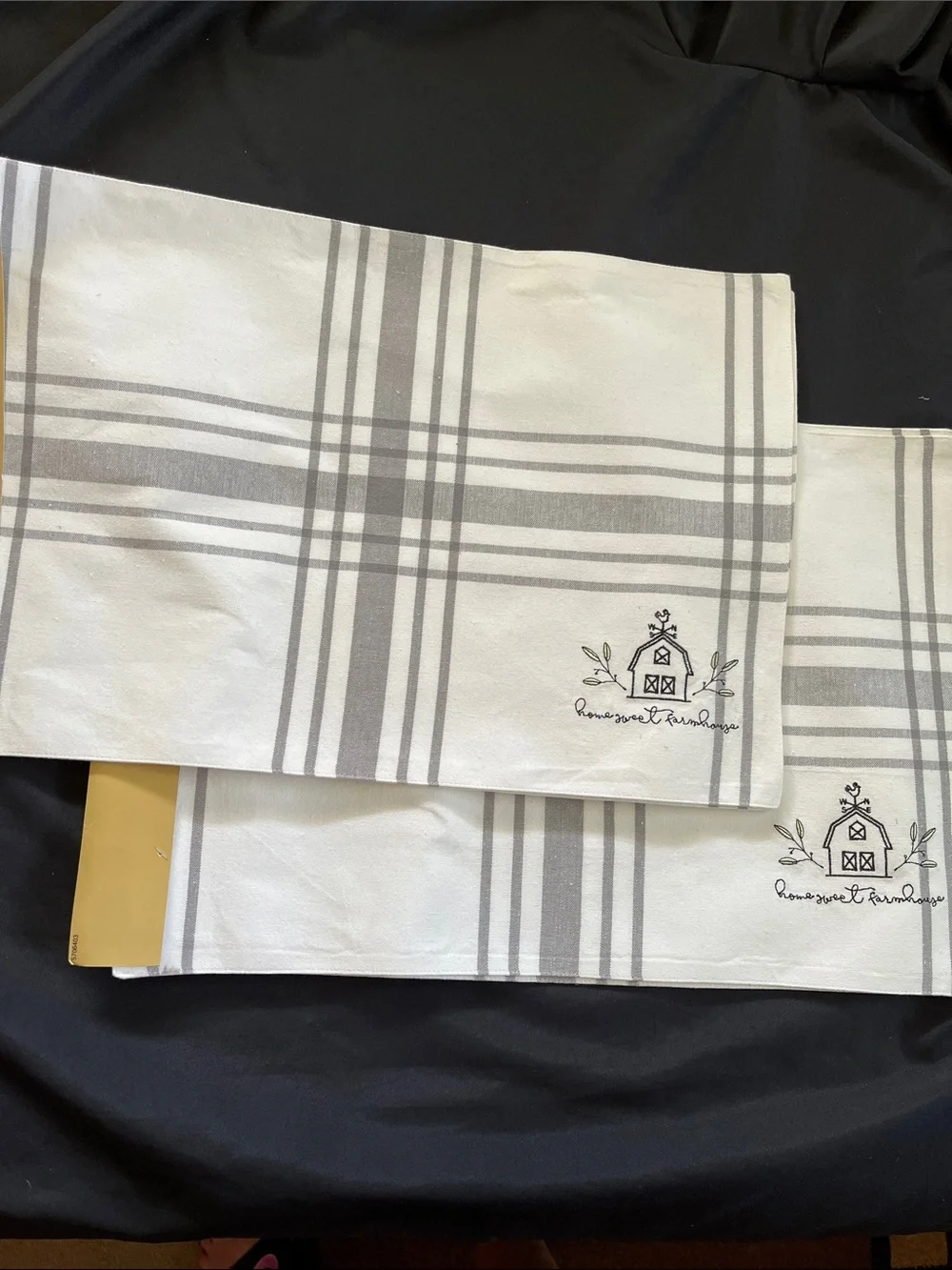 Robert Stanley HOME SWEET FARMHOUSE Placemats Set Of 4 NWT Barn Farm White/Black